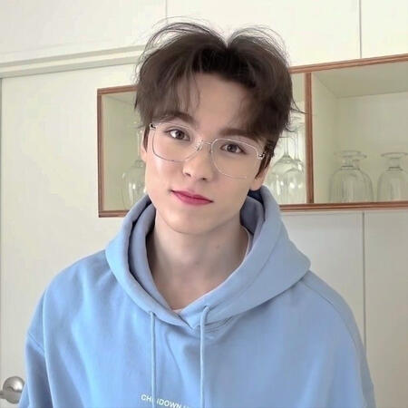 Vernon (Chwe Hansol) from KPop group SEVENTEEN.